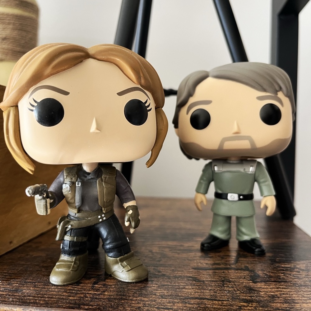 Rogue One Star Wars Jyn and Galen Erso Funko Bobbleheads.